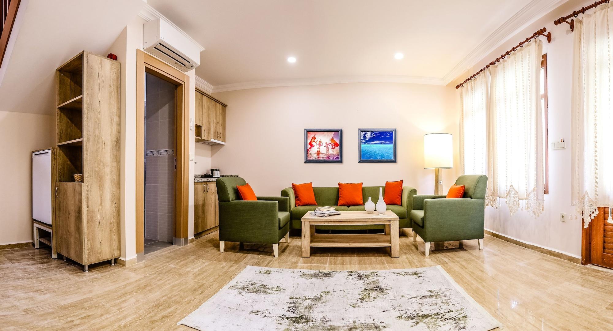 Club Marma Hotel 4*